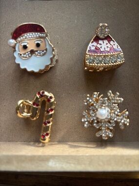 kate spade Red, White & Gold Holiday Hair Clip Set